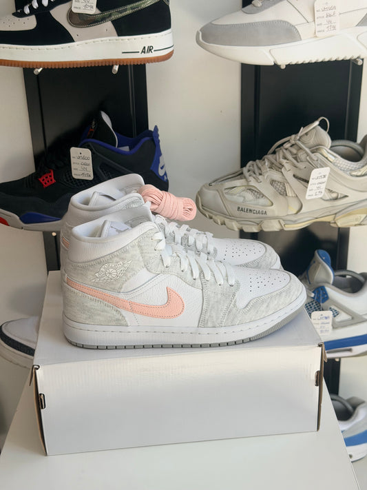 NIKE AIR JORDAN 1 RETRO MID SE WMNS LIGHT IRON ORE - TAILLE 42