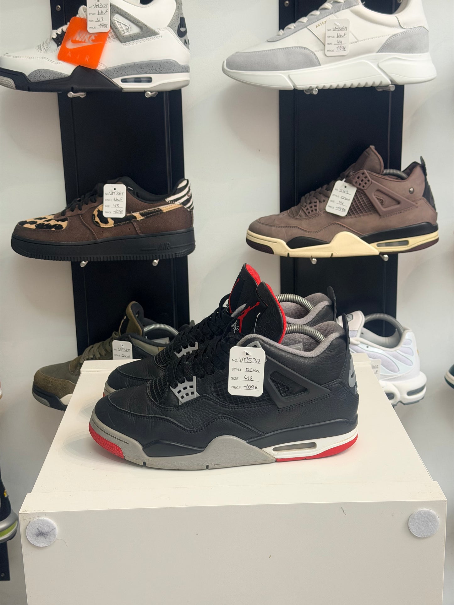 Jordan 4 bred reimagined - TAILLE 42