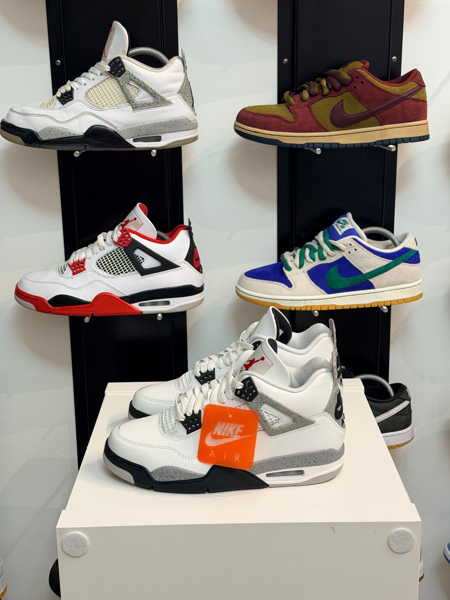 Jordan 4 White cément - taille 43