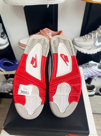 Jordan 4 fire red - taille 43