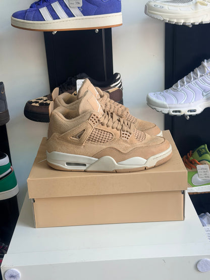 Jordan 4 Cozy Girl - TAILLE 38,5