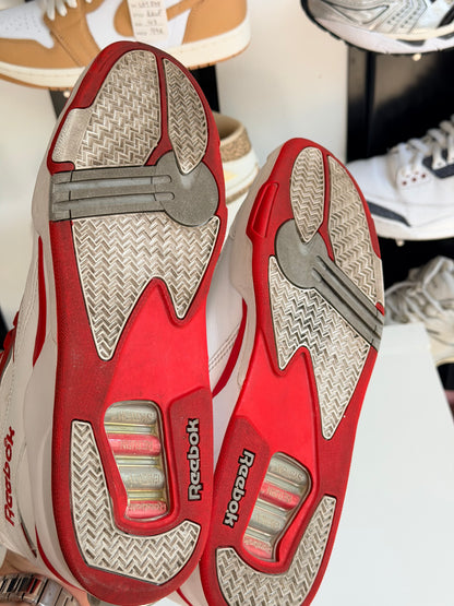 Rebook PUMP blanche et rouge - TAILLE 44