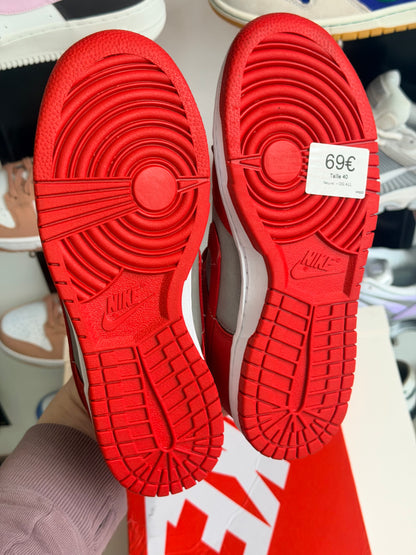 Nike dunk low UNLV satin - taille 40