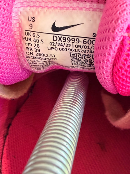 Nike humara Jacquemus rose - TAILLE 40,5