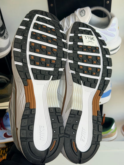 Nike P-6000 - TAILLE 47