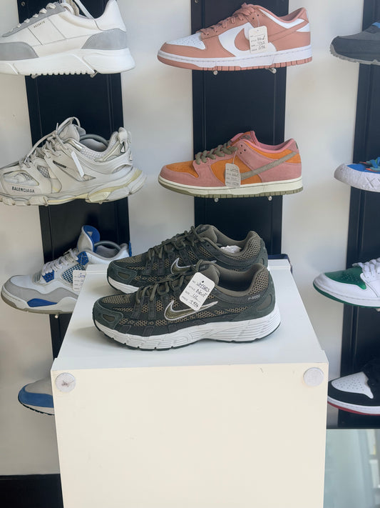 Nike p6000 verte - TAILLE 42