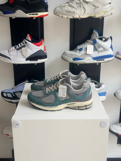 New balance 2002 r aqua - TAILLE 42,5