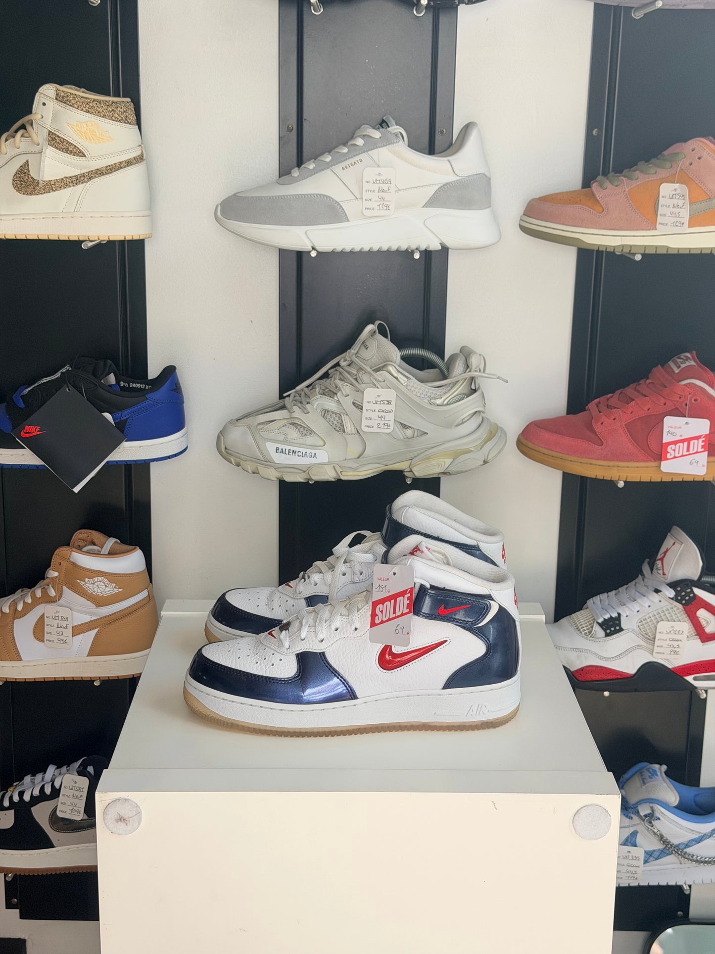 Air force 1 mid jour de l’indépendance - TAILLE 42