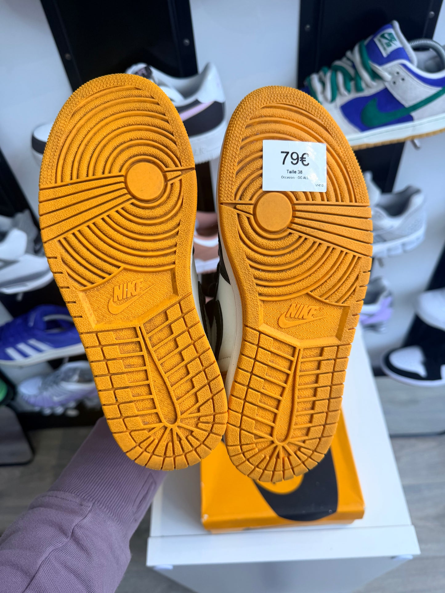 Jordan 1 high taxi - taille 38