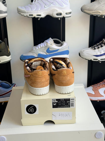 Nike SB manchester x medicom toy - TAILLE 41
