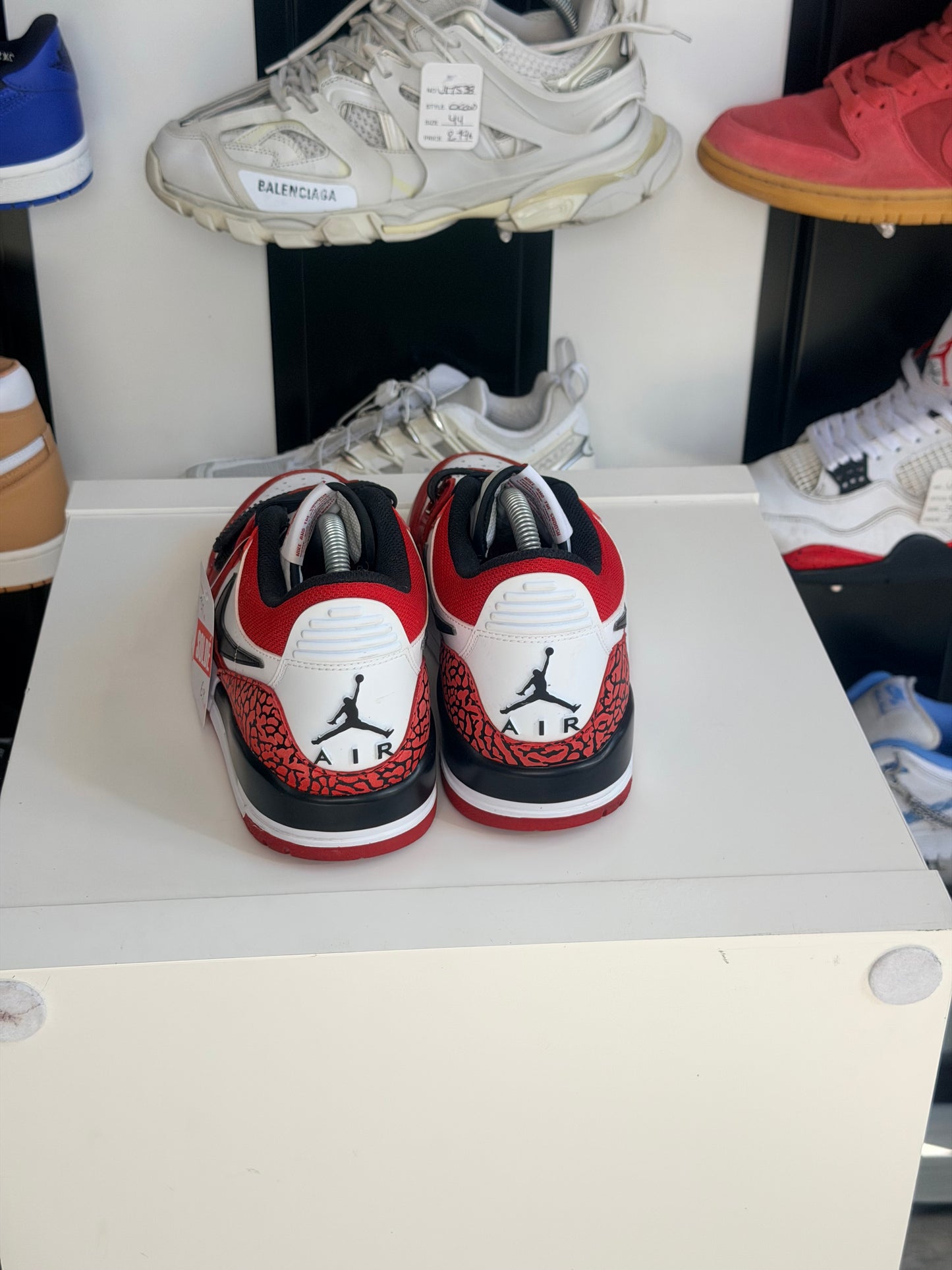 Jordan legacy 312 university red - TAILLE 42,5