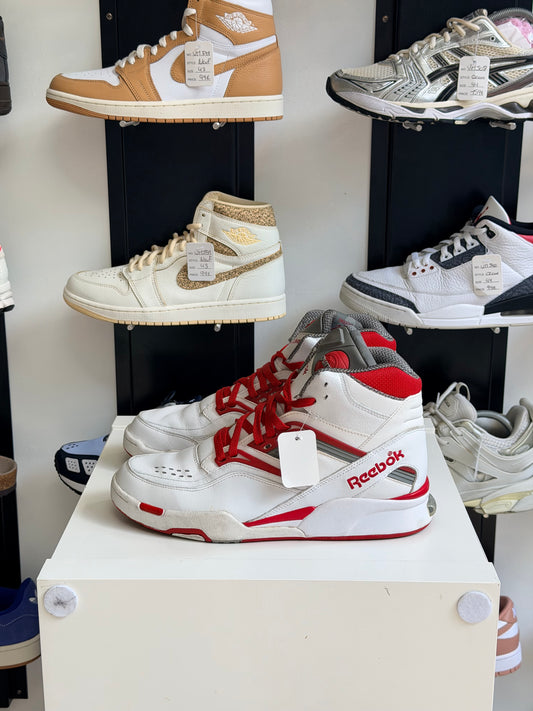 Rebook PUMP blanche et rouge - TAILLE 44