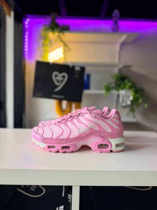 Nike Air Max Plus Suede « Pink Rise » - TAILLE 43
