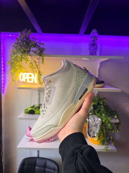 Air Jordan 3 Retro OG "Spring is in the Air" - TAILLE 42