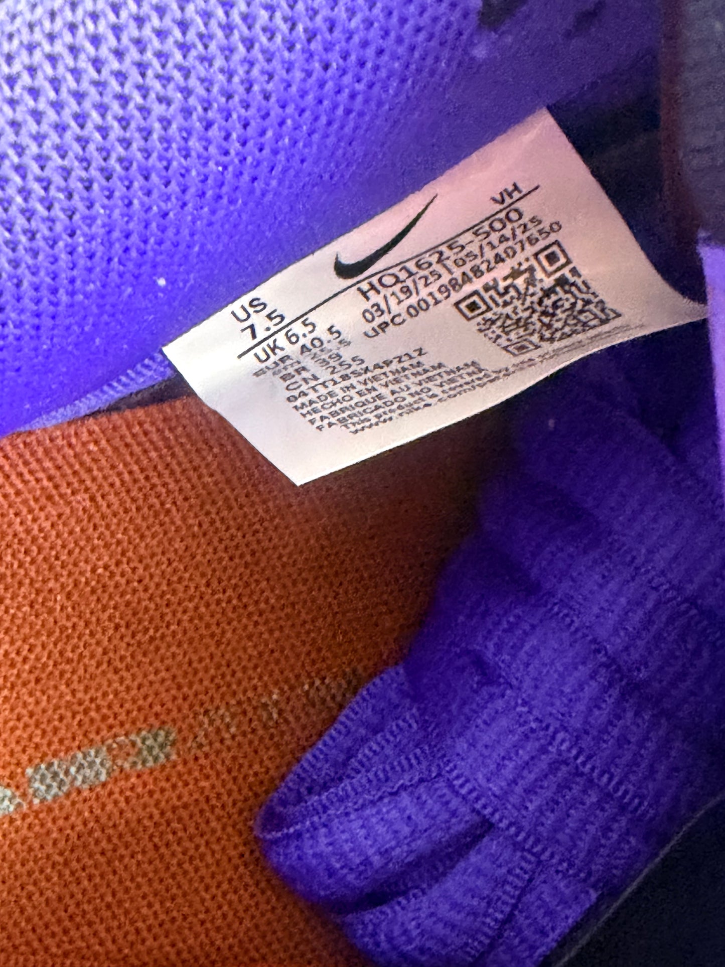 Dunk sb violet persan - TAILLE 40,5