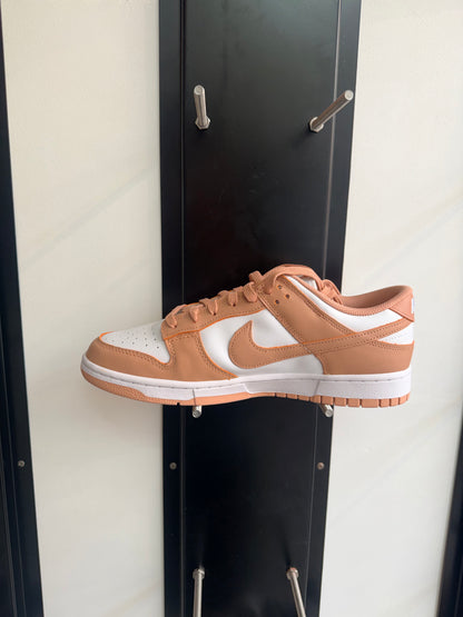 Nike dunk low rose - taille 44