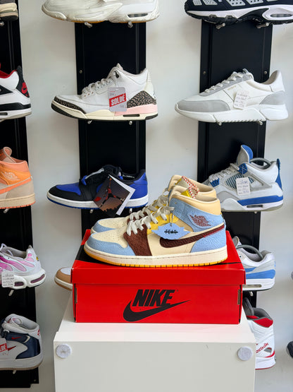 Jordan 1 mid MCR - TAILLE 45
