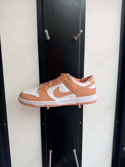 Nike dunk low rose - taille 44