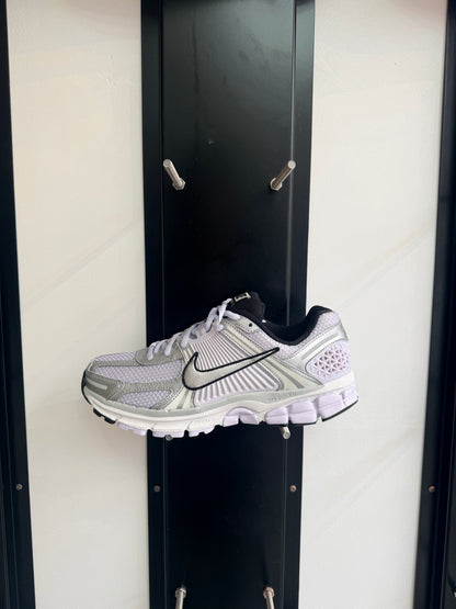 Nike vomero 5 Lila - taille 42