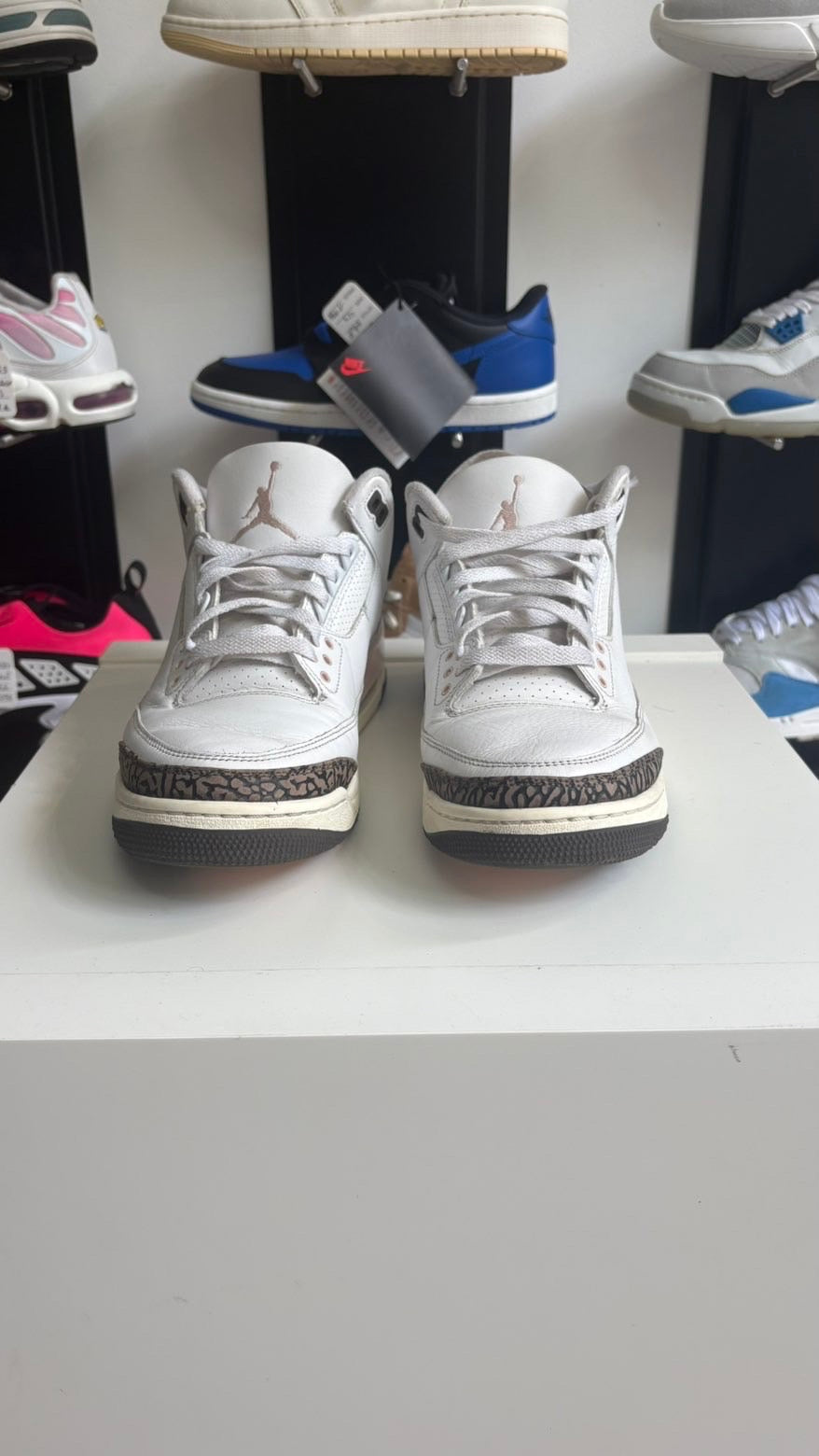 Jordan 3 neopolitan - taille 43