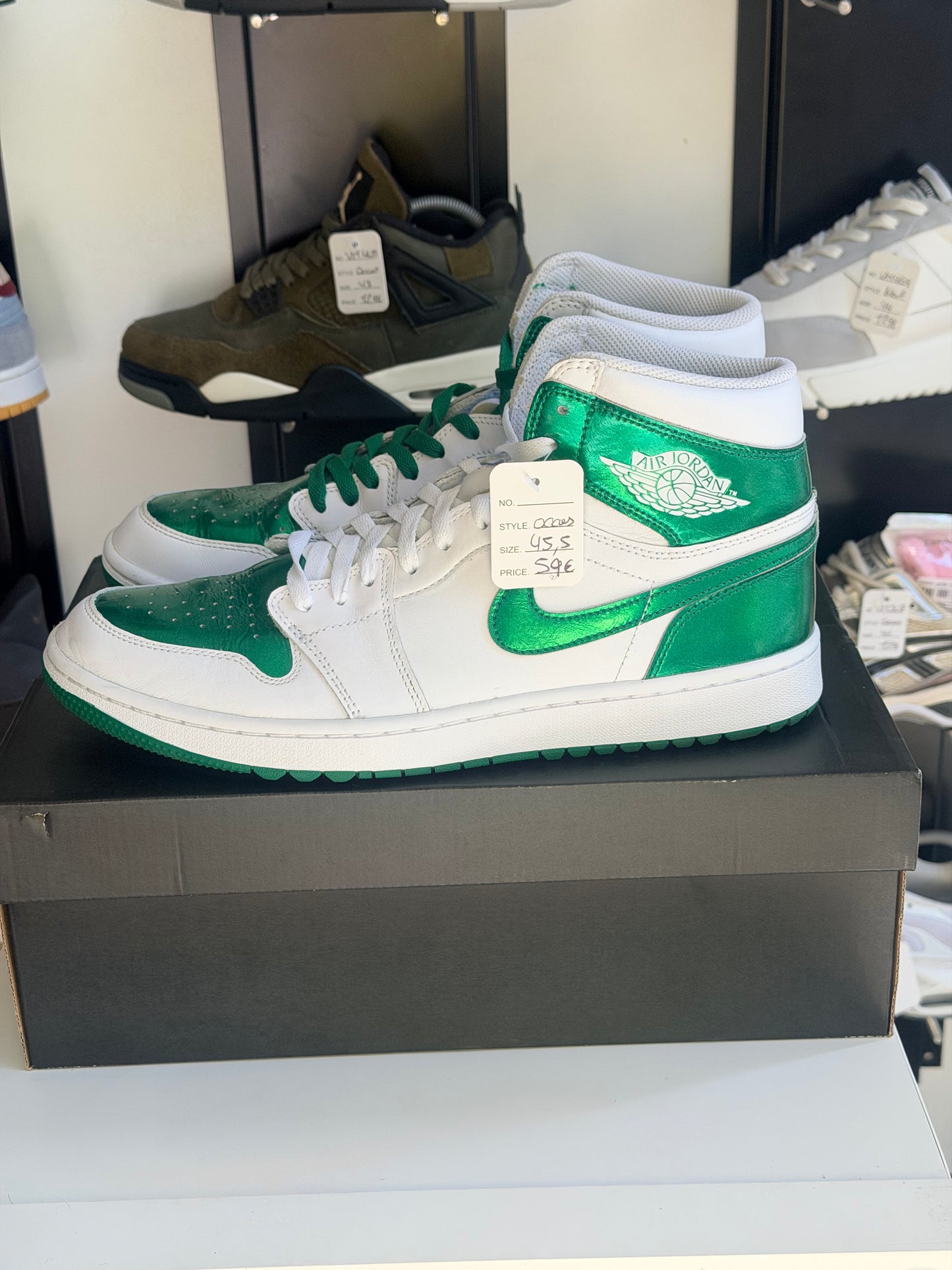 Jordan 1 high golf vert mettalic - TAILLE 45,5