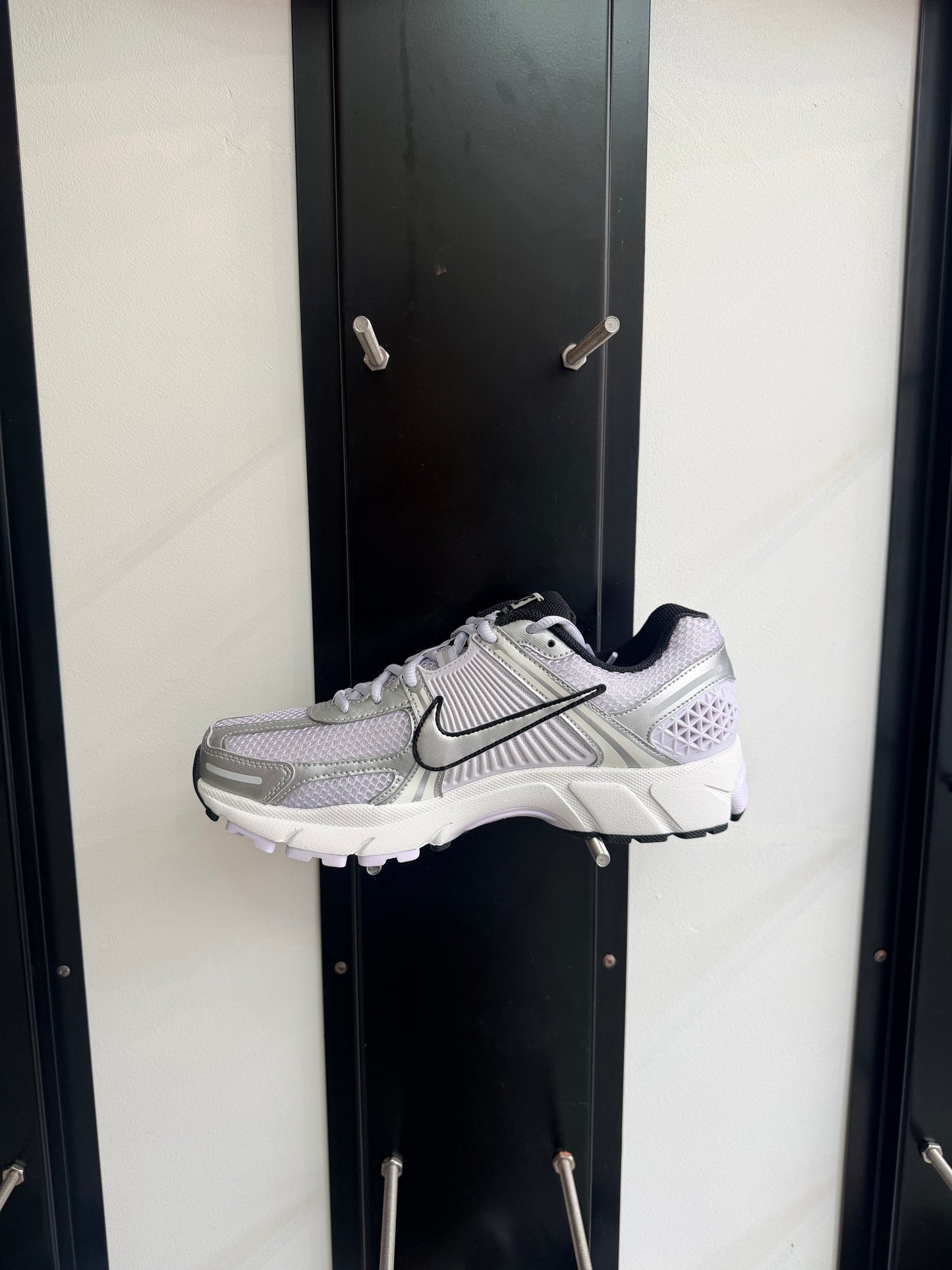 Nike vomero 5 Lila - taille 42