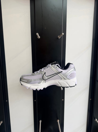 Nike vomero 5 Lila - taille 42