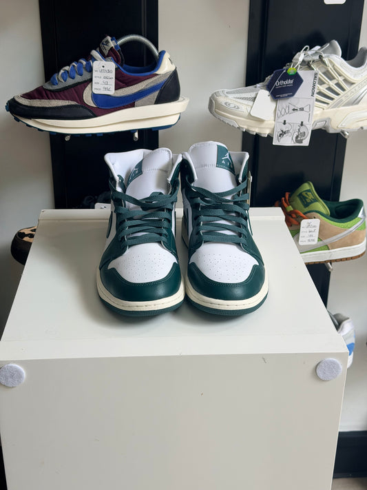 Jordan 1 mid white Green - TAILLE 44,5