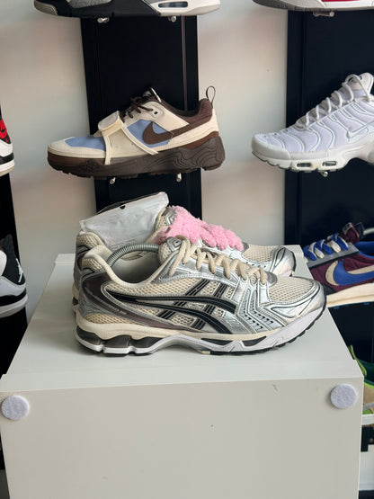 Asics kayano 14 Metallic plum - TAILLE 44