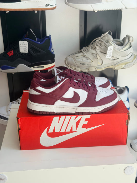Nike dunk low Bordeaux - taille 41