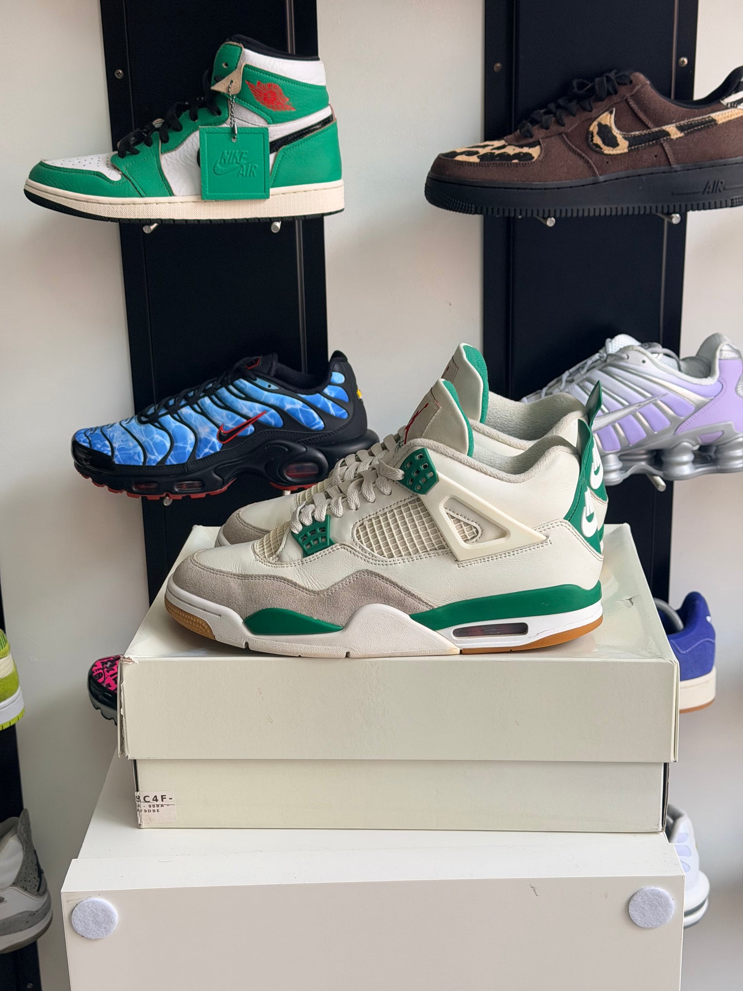 Jordan 4 sb pine Green - taille 44
