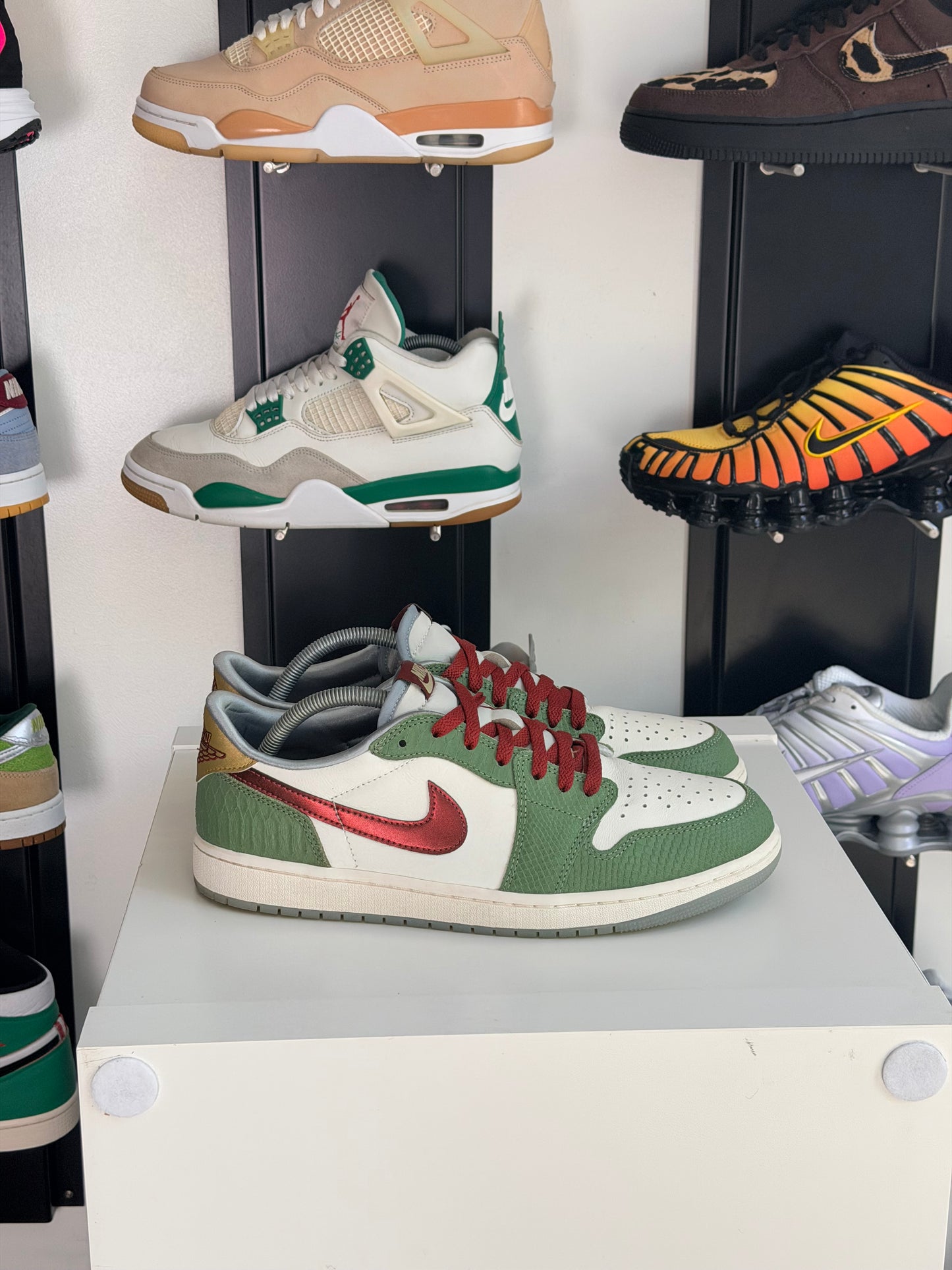 Jordan 1 Year Of The Dragon - TAILLE 45,5