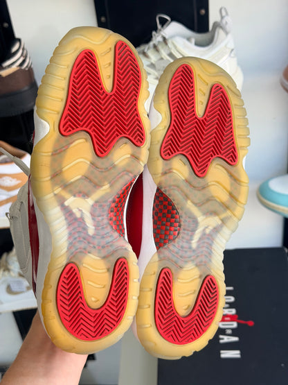 Jordan 11 high cherry - TAILLE 40