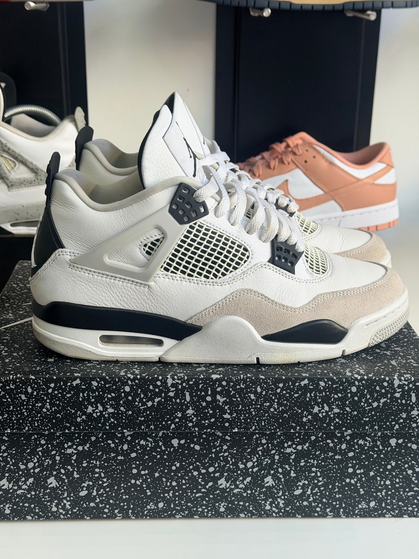 Jordan 4 military black - taille 42,5