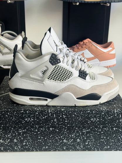 Jordan 4 military black - taille 42,5