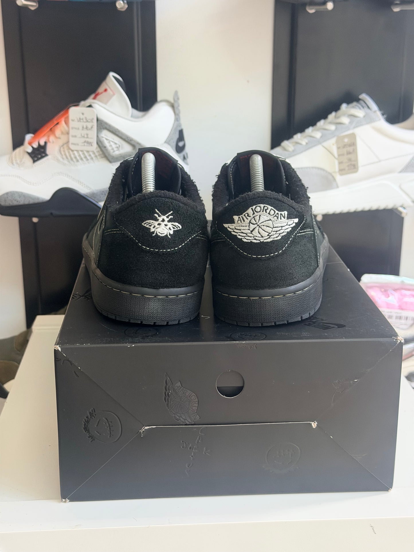 Jordan 1 low Travis Scott phantom - TAILLE 44,5