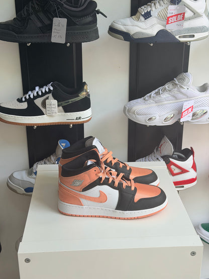 Jordan 1 mid madder root - taille 40