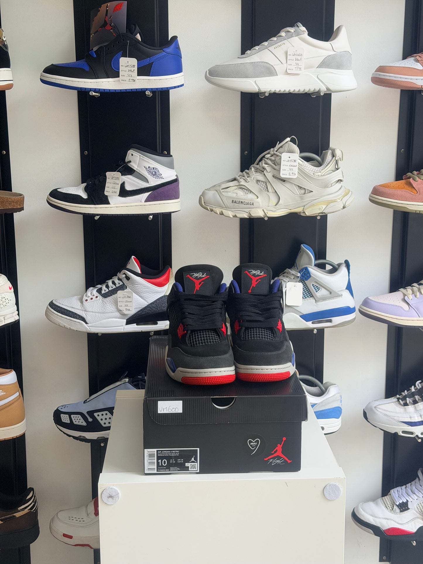 Jordan 4 rare air - TAILLE 44