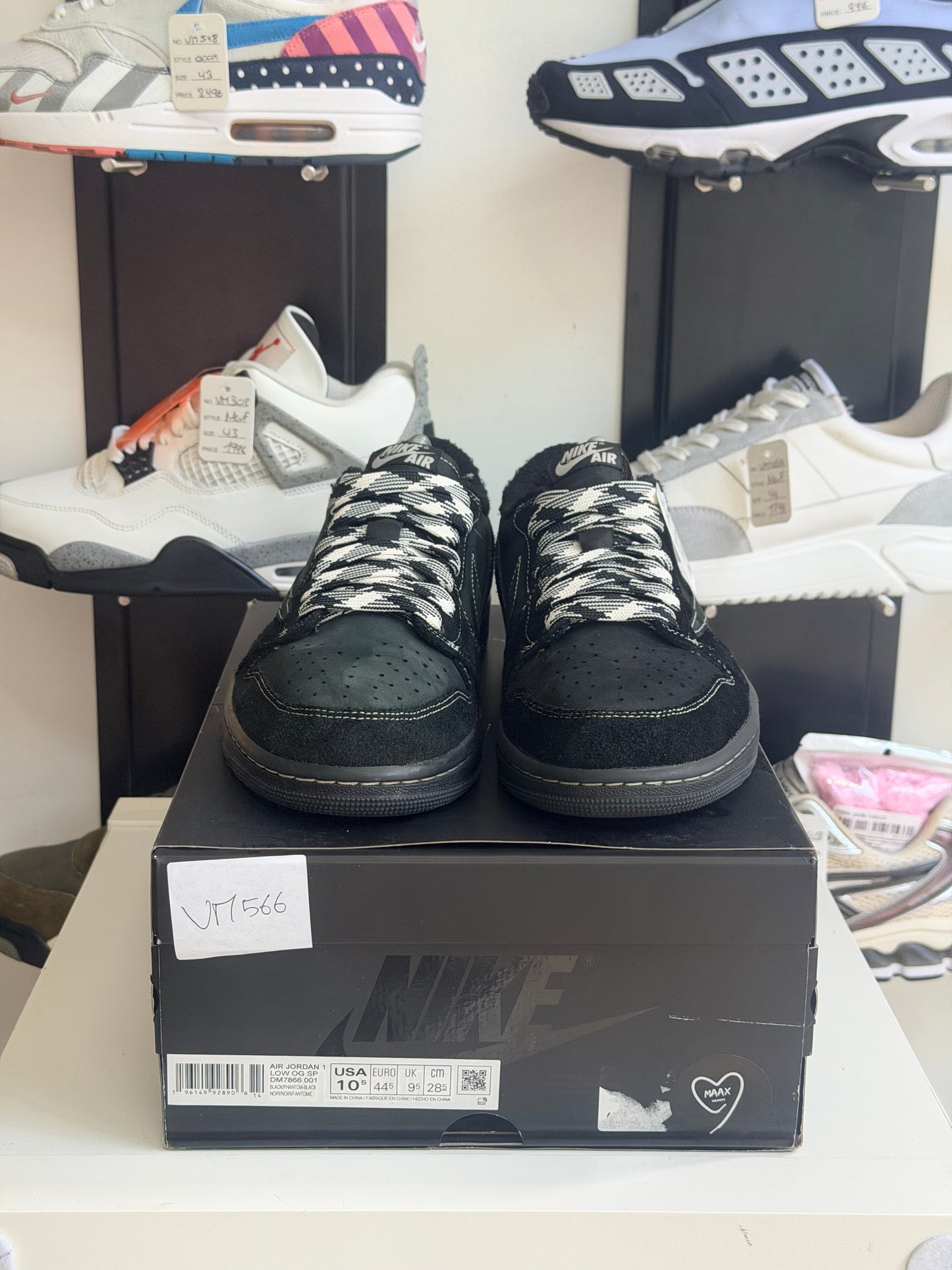 Jordan 1 low Travis Scott phantom - TAILLE 44,5