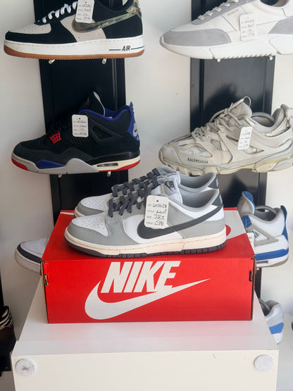 Nike dunk low grise - taille
