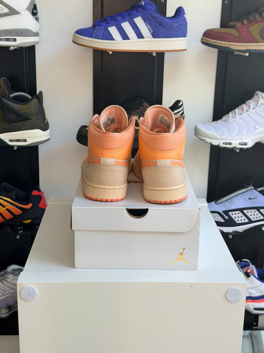 Jordan 1 mid abricots - TAILLE 42,5