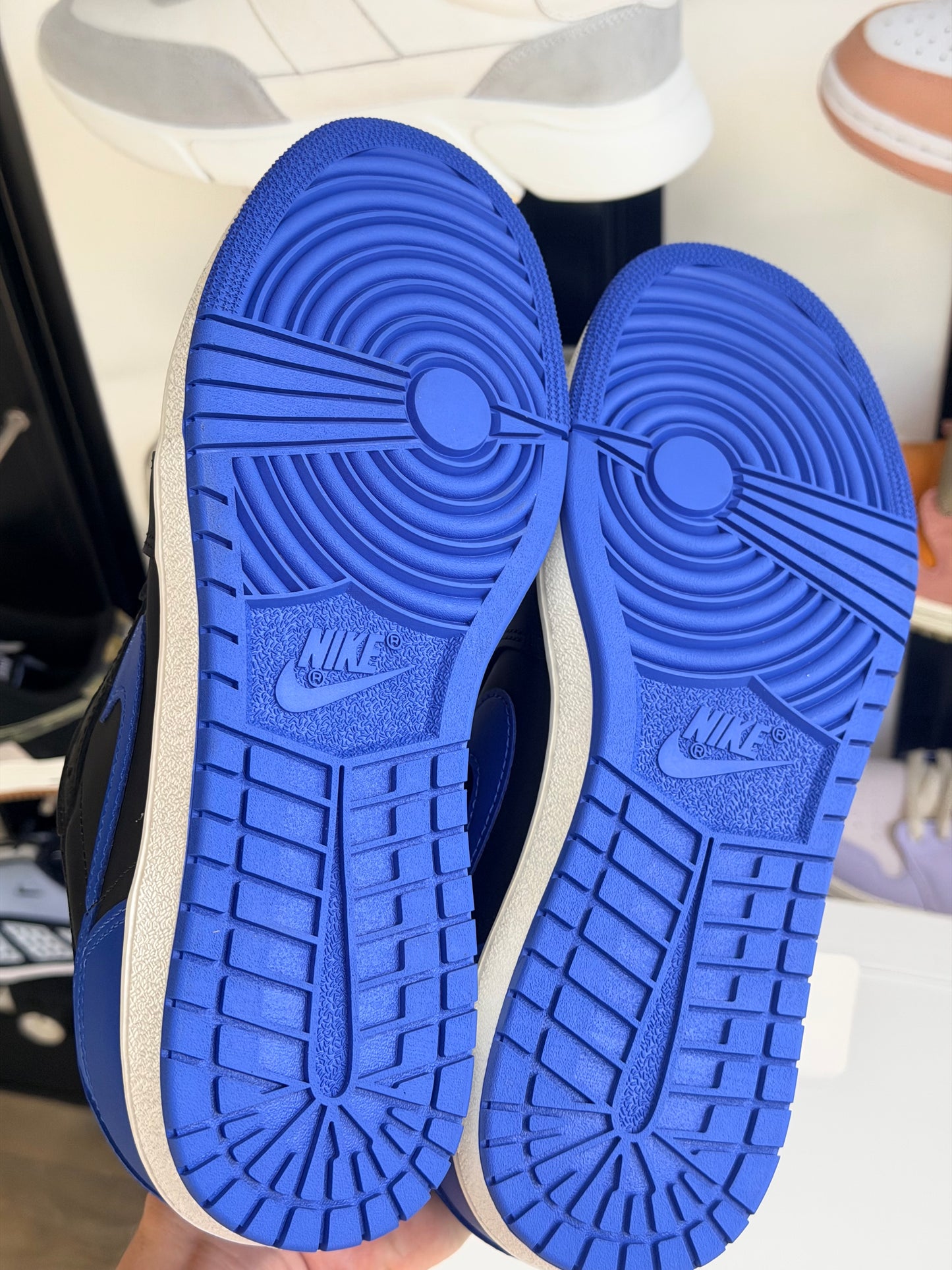 Jordan 1 low retro 85’ - TAILLE 43