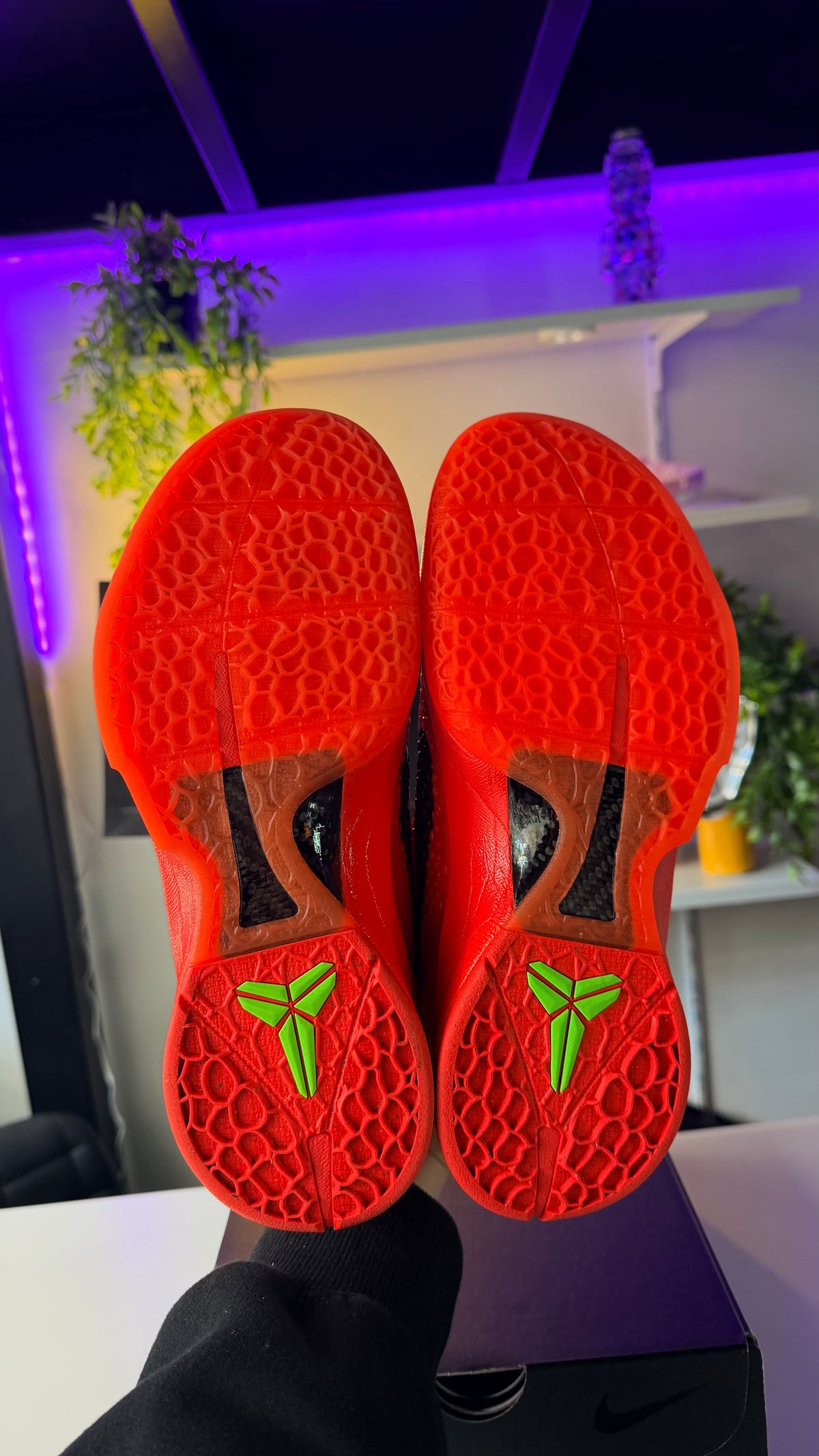Nike Kobe 6 Protro « Reverse Grinch » - TAILLE 42,5