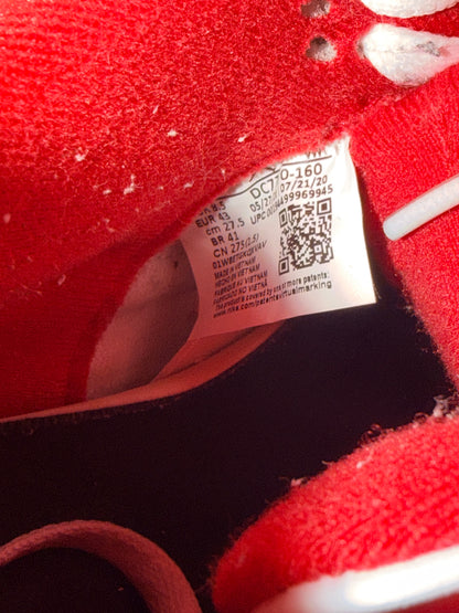 Jordan 4 fire red - taille 43