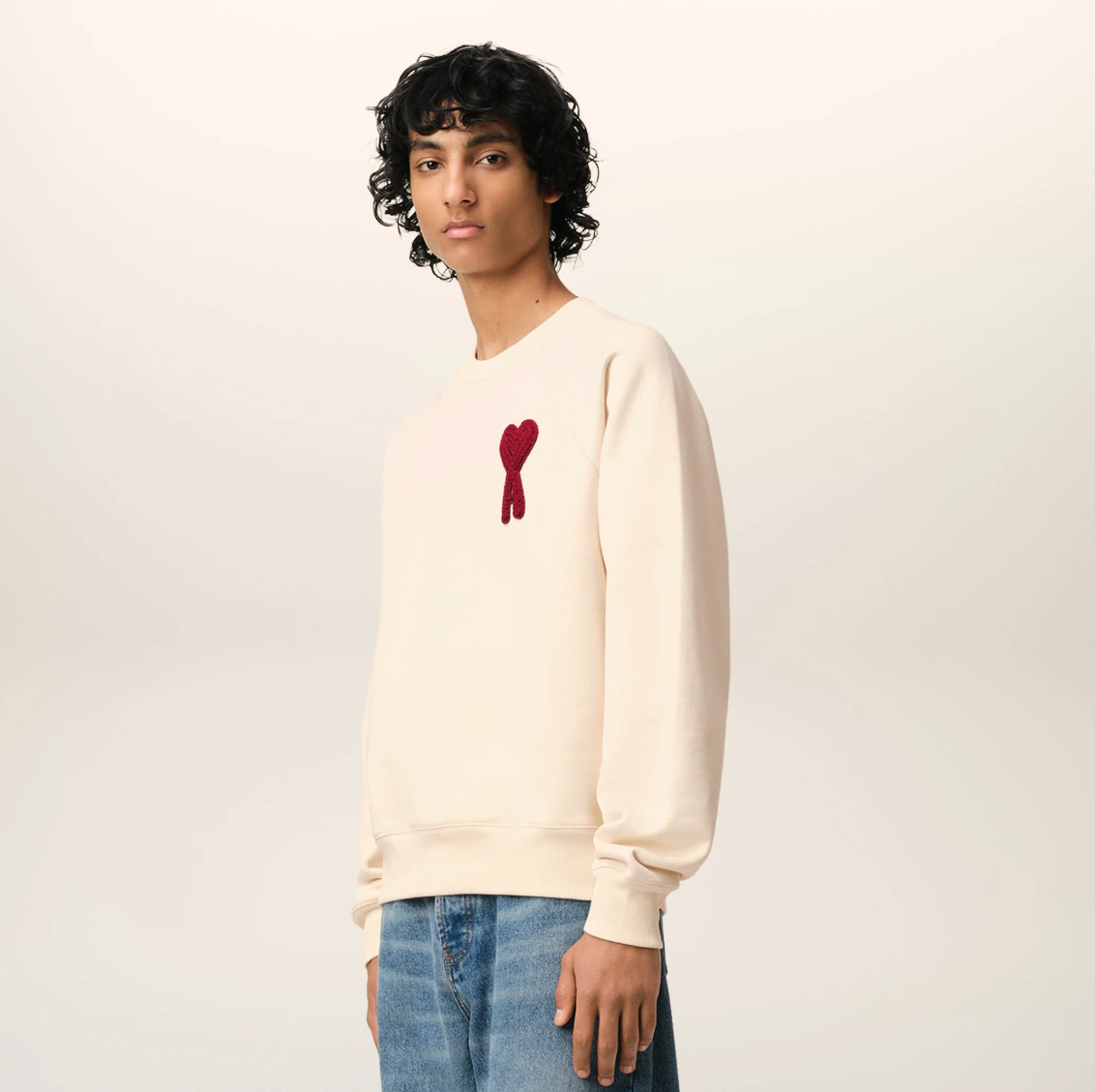Sweatshirt Beige Patch Rouge Ami de Coeur En Coton