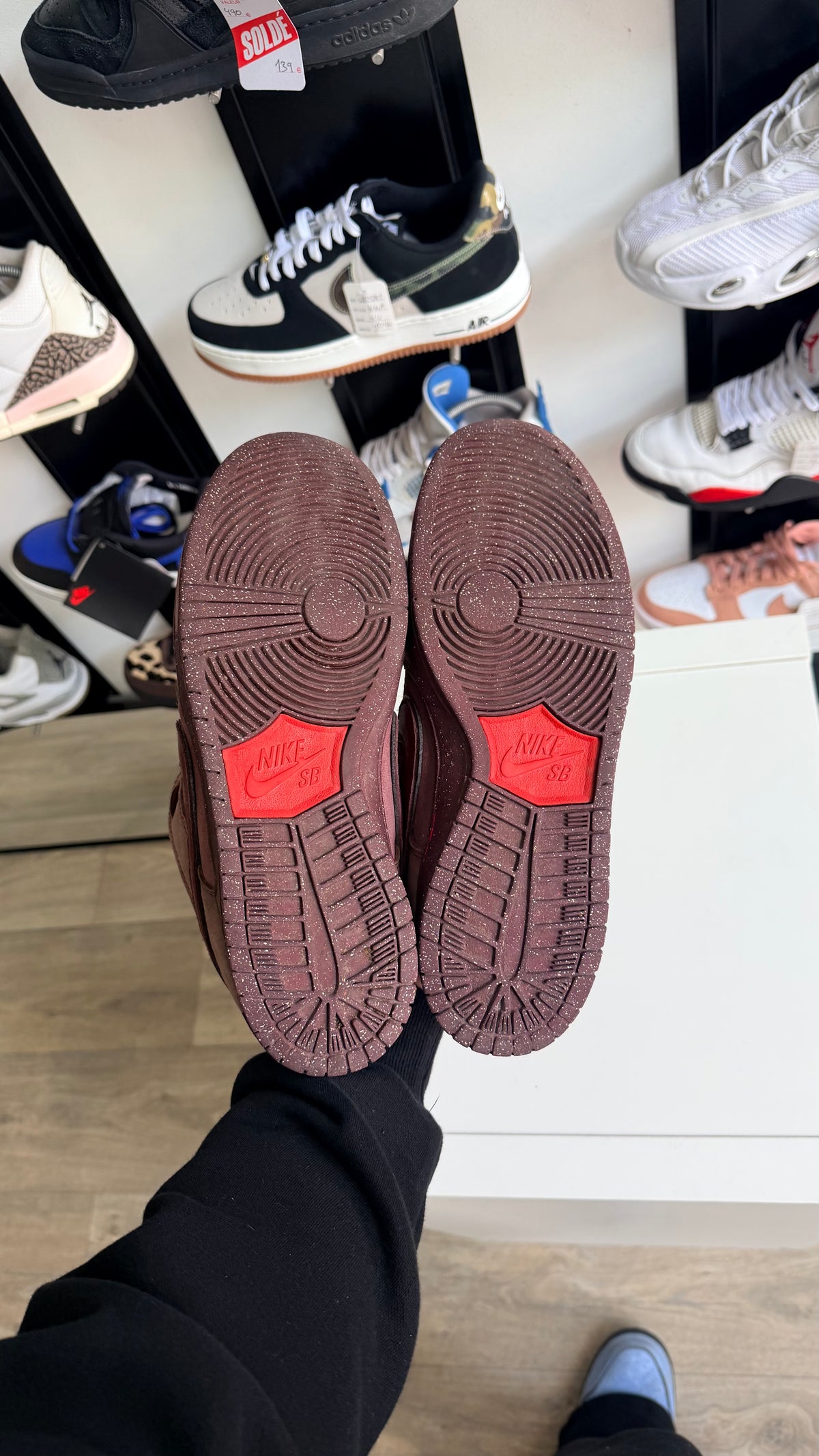 Nike SB Dunk Low City of Love Burgundy Crush - taille 42,5