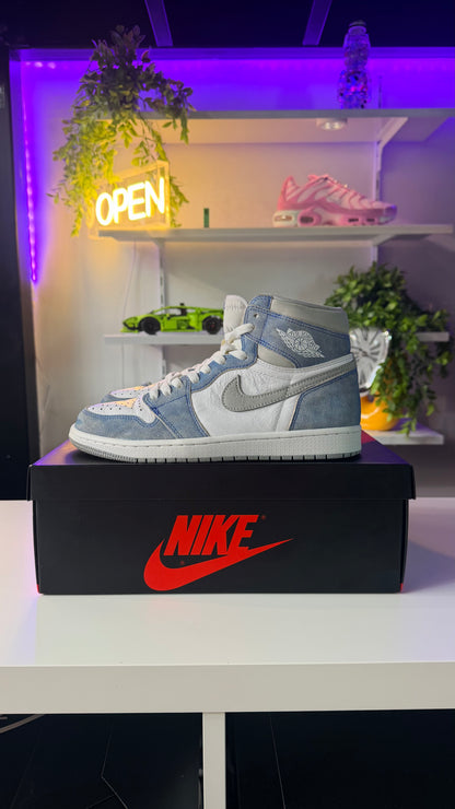 Air Jordan 1 Retro High OG « Hyper Royal » TAILLE 41