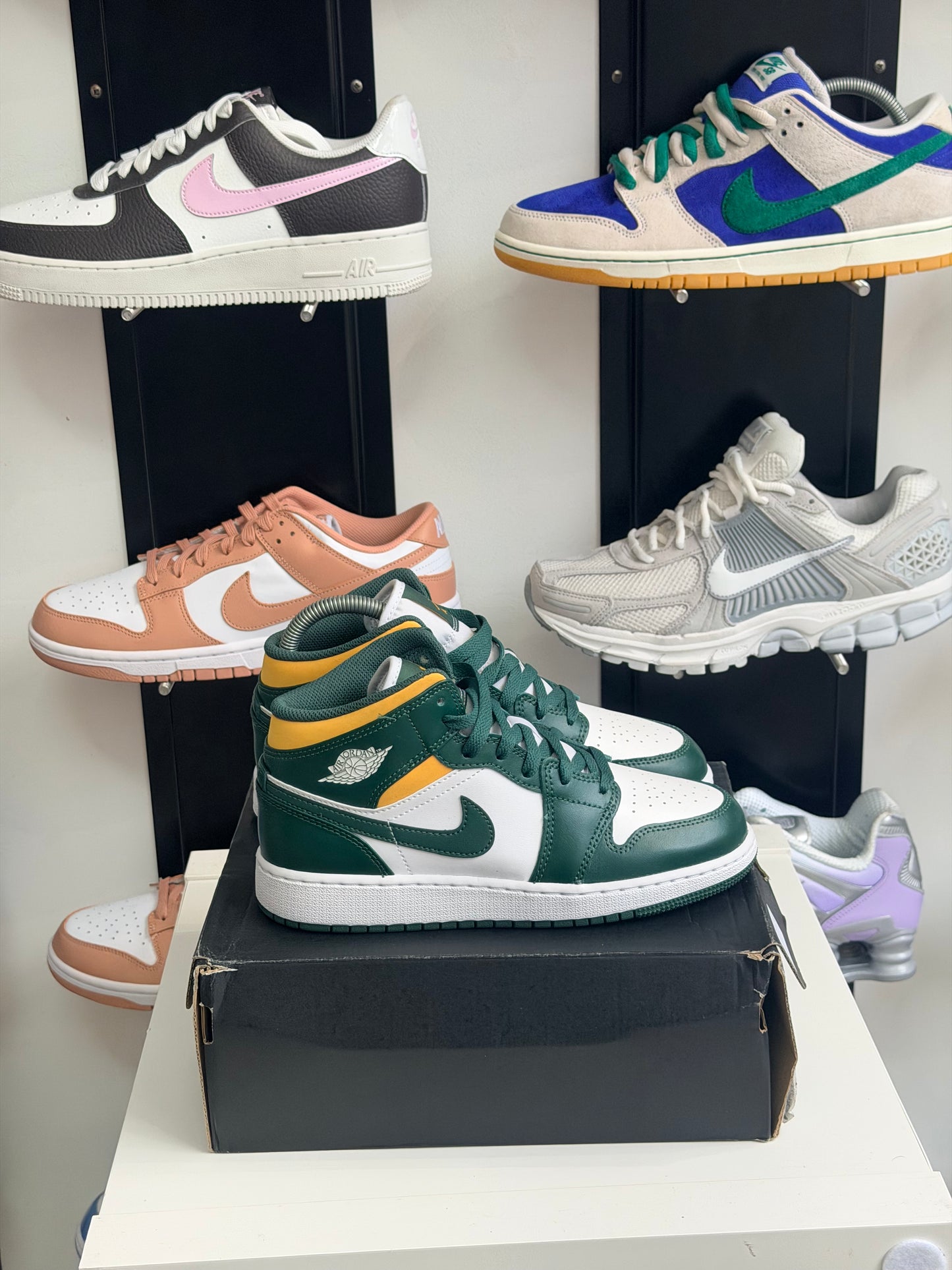 Jordan 1 mid sonics - taille 37,5