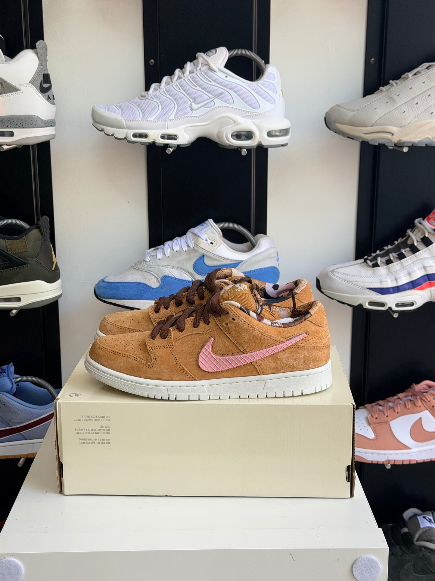 Nike SB manchester x medicom toy - TAILLE 41