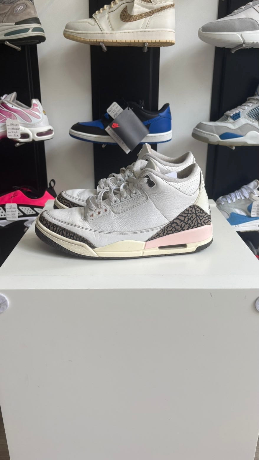 Jordan 3 neopolitan - taille 43